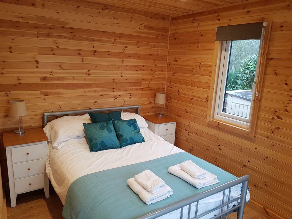 Acorn Camping And Caravan Park Лантуит Мейджър Екстериор снимка